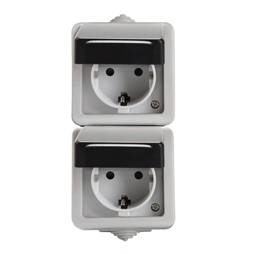 KANLUX TEKNO 05-2228-143 FEK FÜGGŐLEG 27134 DUPLA DUGALJ,GYEREKVÉD.IP54 (27134)