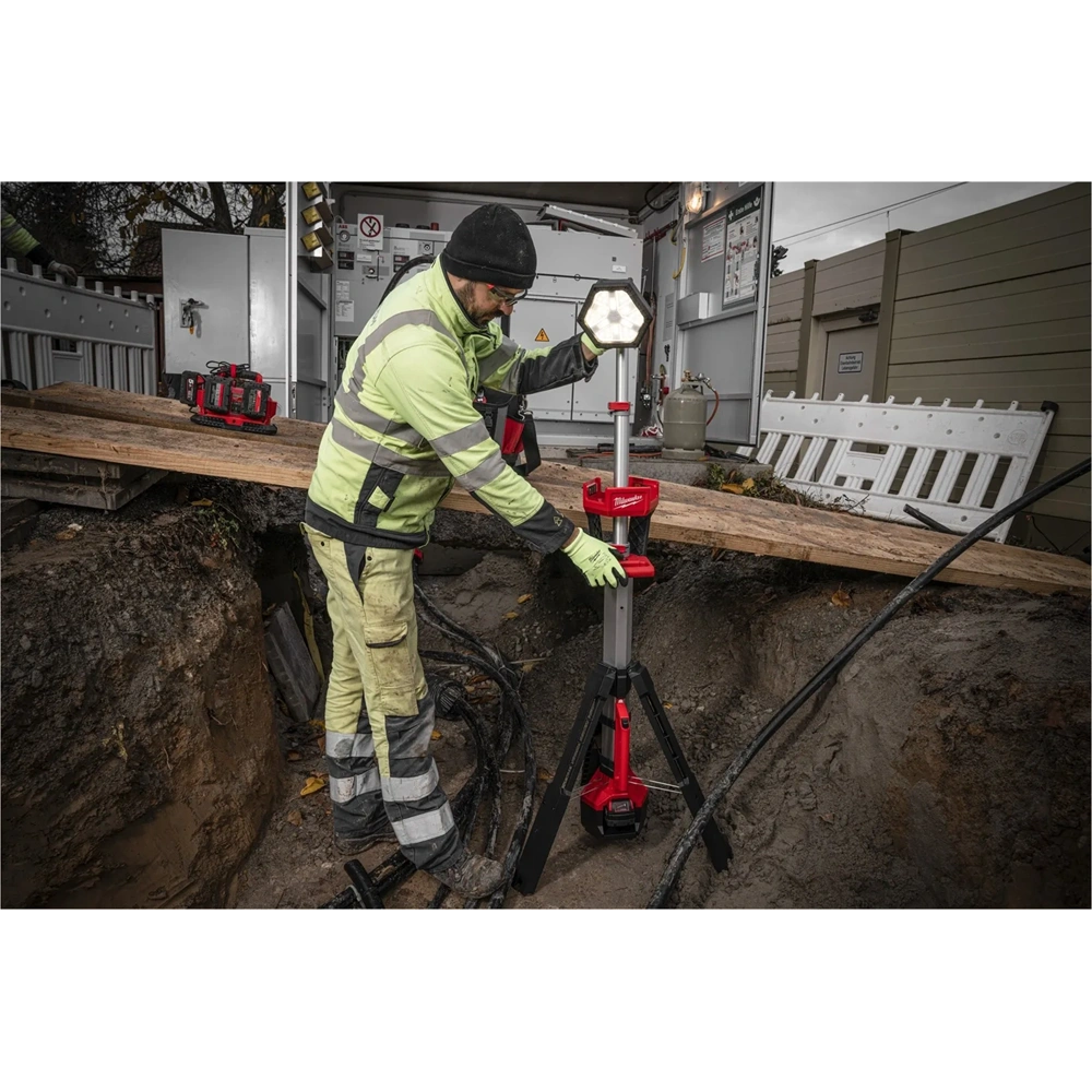 MILWAUKEE AKKUS LÁMPA M18SAL2-0 (4933492486)