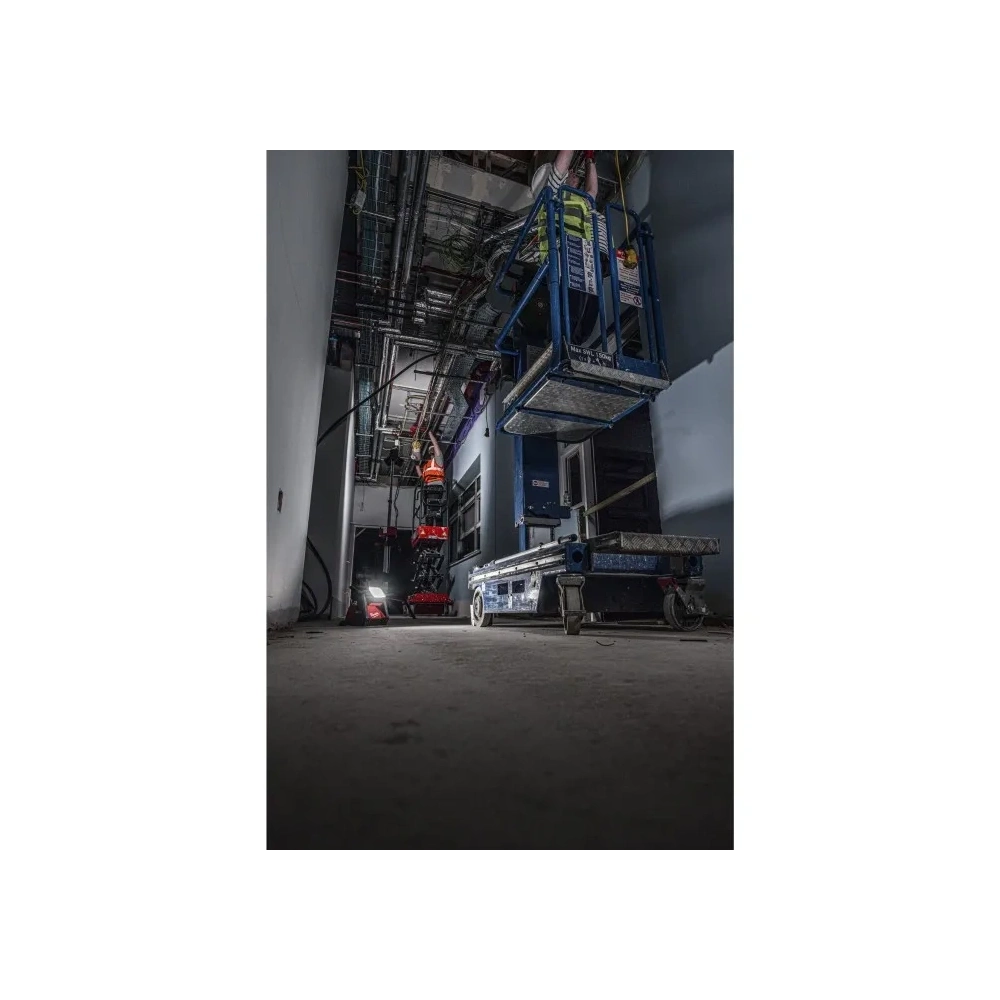 MILWAUKEE M18 NAGY TELJESÍTMÉNYŰ TÉRMEGVILÁGÍTÓ LÁMPA M18 HOAL-0 (4933478118)